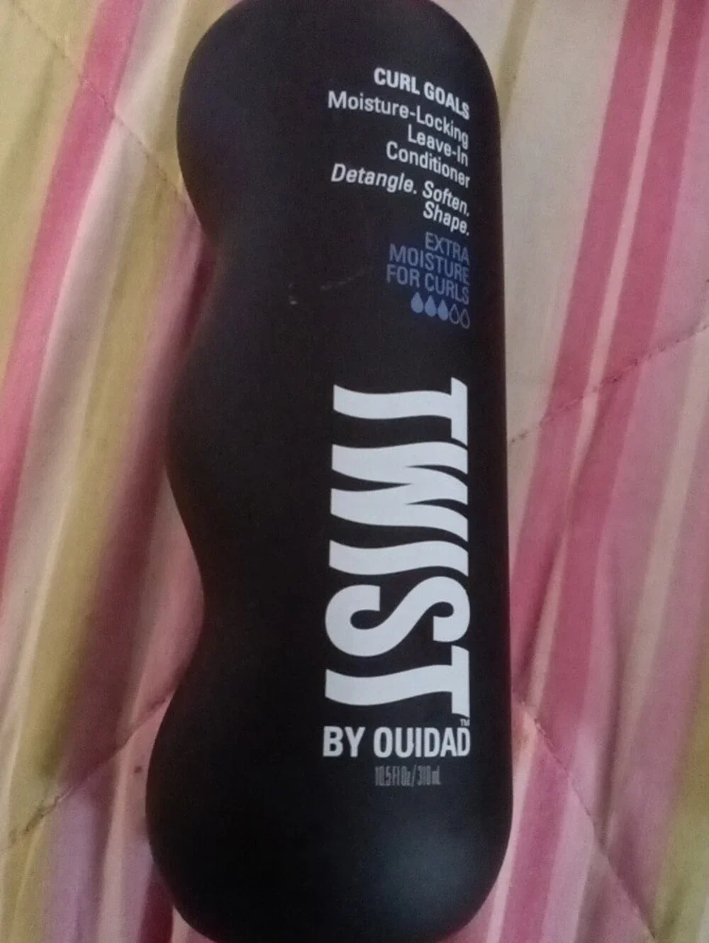 Twist by Curl Goals Moisture-Locking Leave-In Conditioner - Black